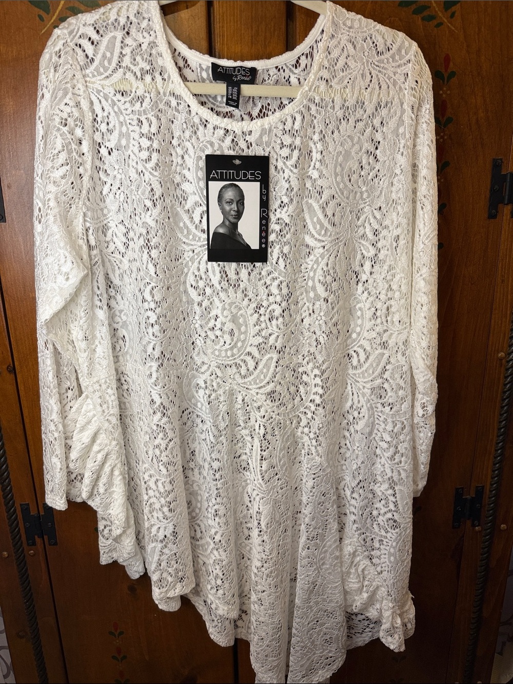 Attitudes by Renee White Floral Lace Long-Sleeve Tunic 2x lace cover up nwt